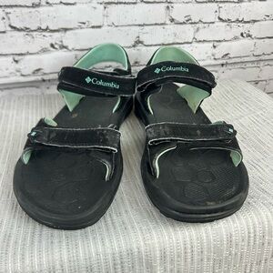 Columbia | Black and Mint Summer Sandals size 9